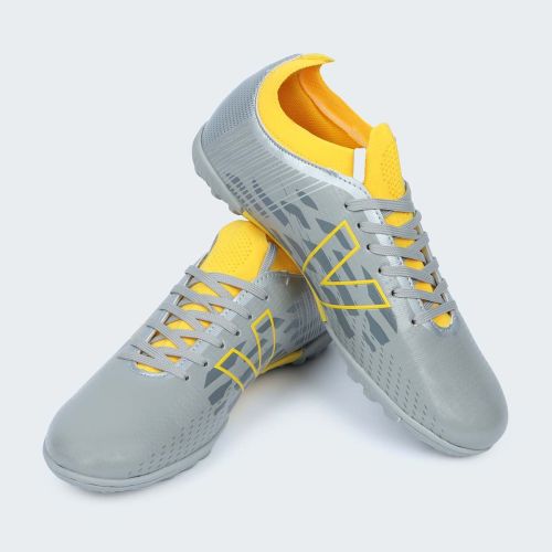 On-Gents Football Shoes In-Doo